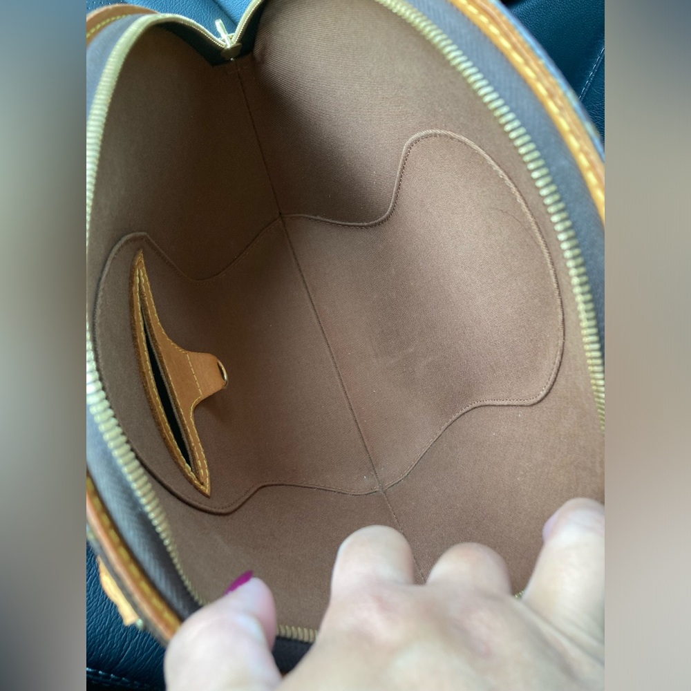 CLOSED ‼️ Buyer’s Appreciation Louis Vuitton Ellipse PM - Picture 3 of 3